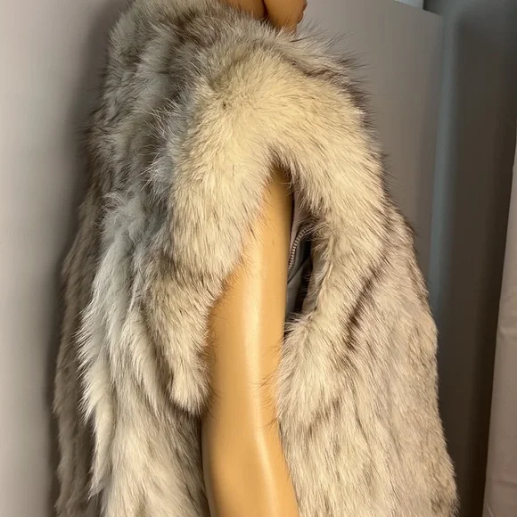 Vintage Gray Real Fox Fur Vest - Picture 9 of 10